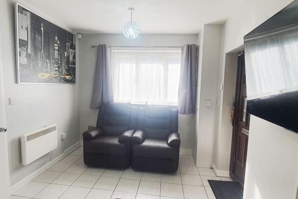 Lister Park Bradford Stylish 1Bed Coach House - Quiet & Tranquil Cottage & Parking Luaran gambar