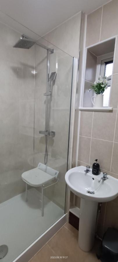Lister Park Bradford Stylish 1Bed Coach House - Quiet & Tranquil Cottage & Parking Luaran gambar